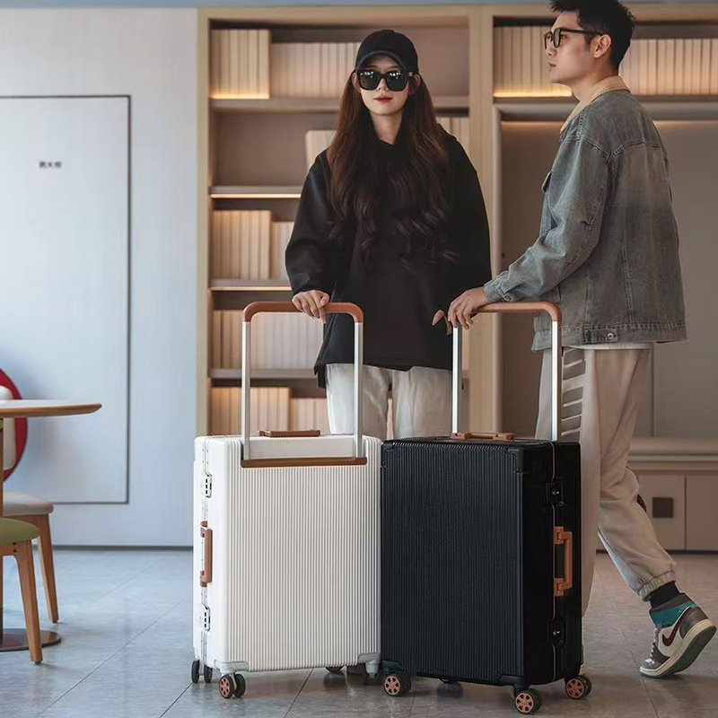 New Wide Trolley Case Luggage  - Aluminum Frame Carry On Luggage 评论和价格
