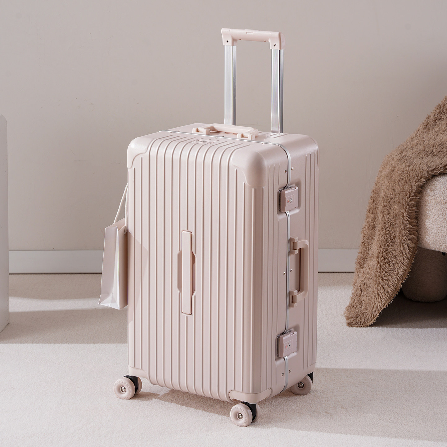 New Aluminum Frame Luggage 20' - Aluminum Frame Carry On Luggage 评论和价格